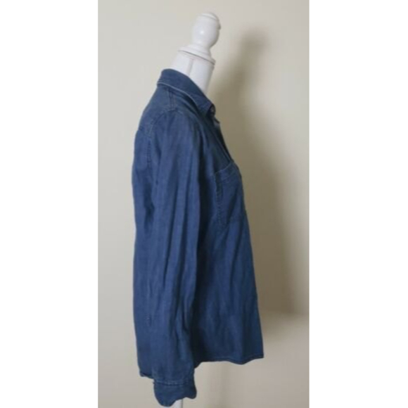 Feed USA + Target Women’s Medium Denim Long Sleeve Button Down Shirt - Picture 2 of 4